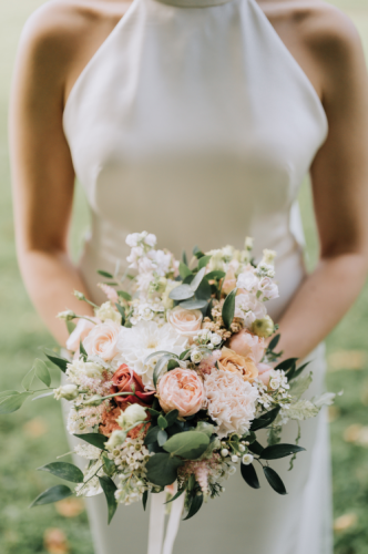 Bouquet de mariée fineart tons clairs