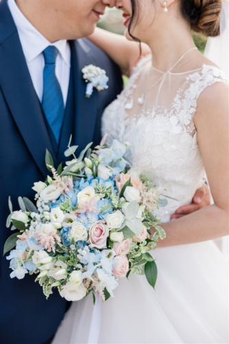 Bouquet de mariée fineart bleu et pastel