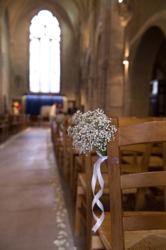 bouquet de gypsophile dans l'église