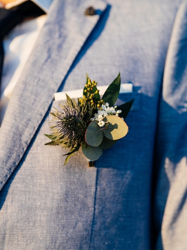 Boutonnière en chardon