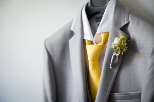 Boutonnière jaune