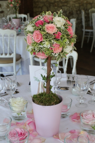 Petit arbre fleuri en centre de table